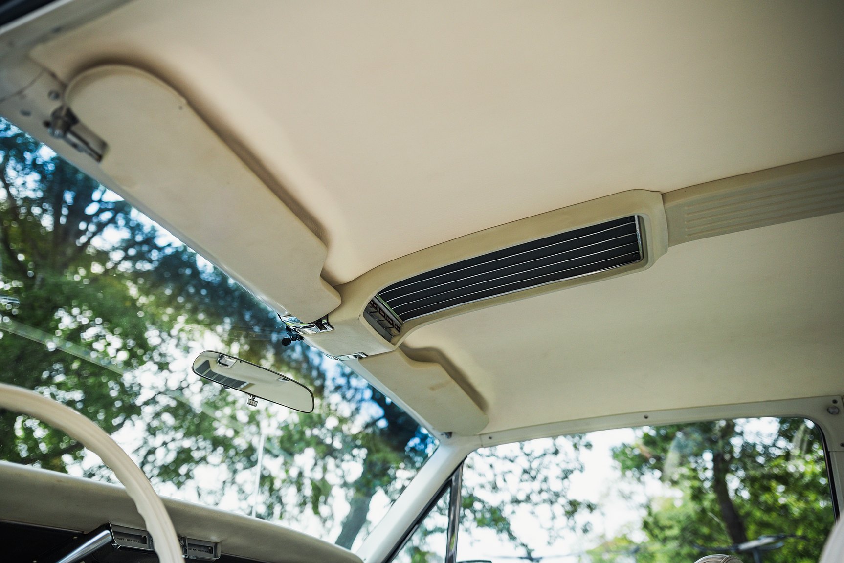 Interior image of 1966 Ford Thunderbird Town Hardtop