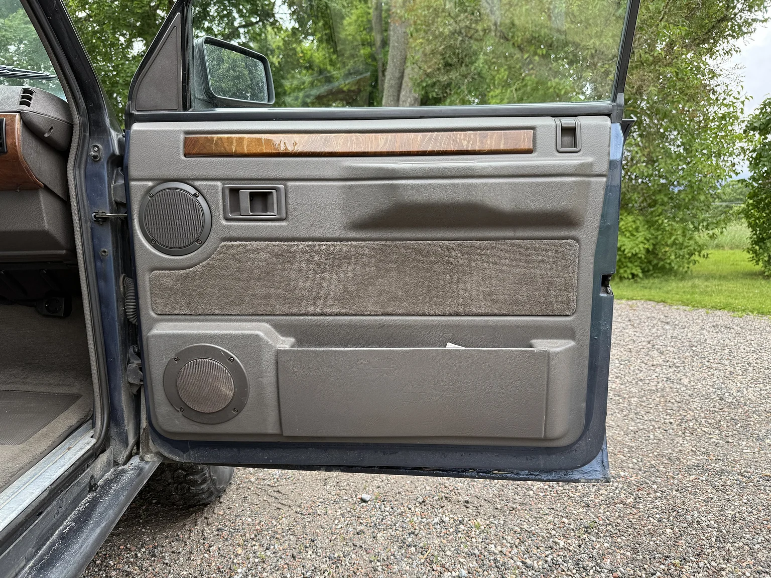 Interior image of 1990 Range Rover Vogue SE 3.9 (61)