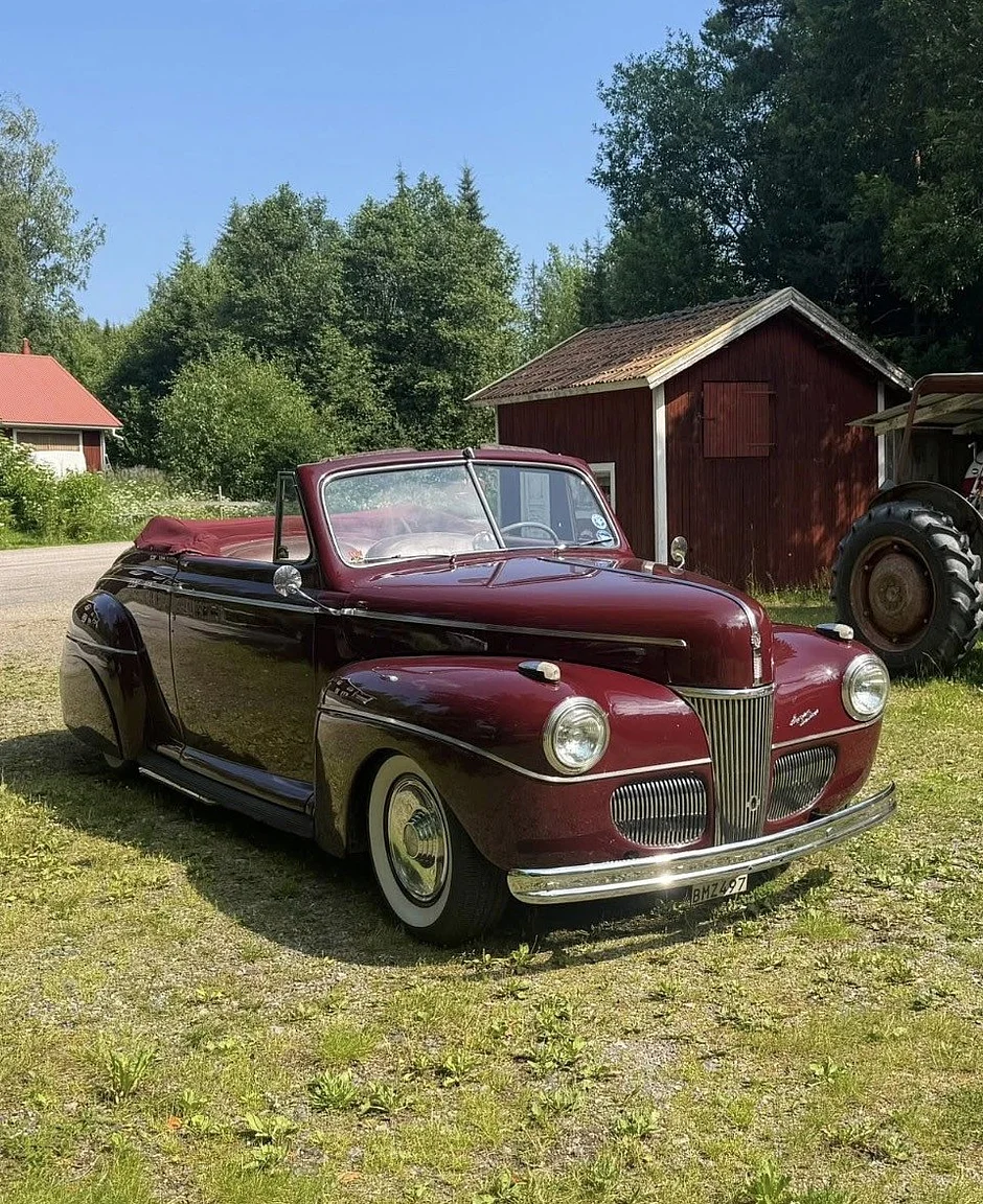 Exteriörbild på 1941 Ford Super De Luxe Cabriolet (25)