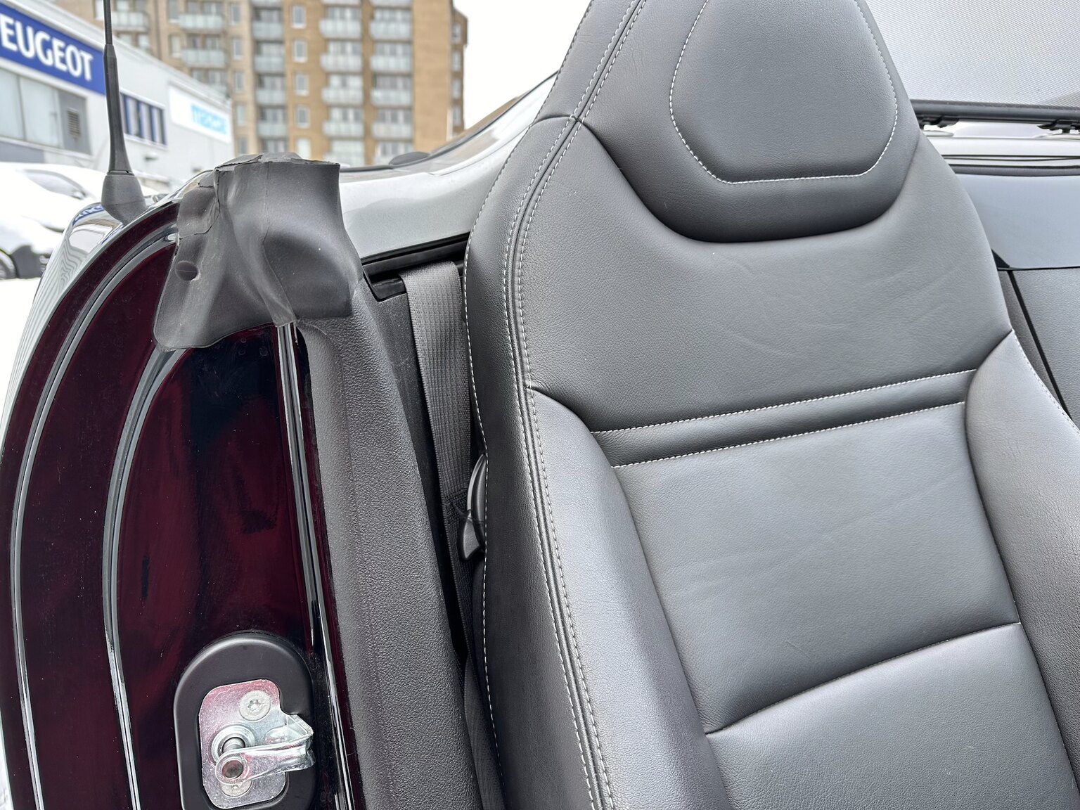 Interiörbild 2007 Opel Roadster GT (23)