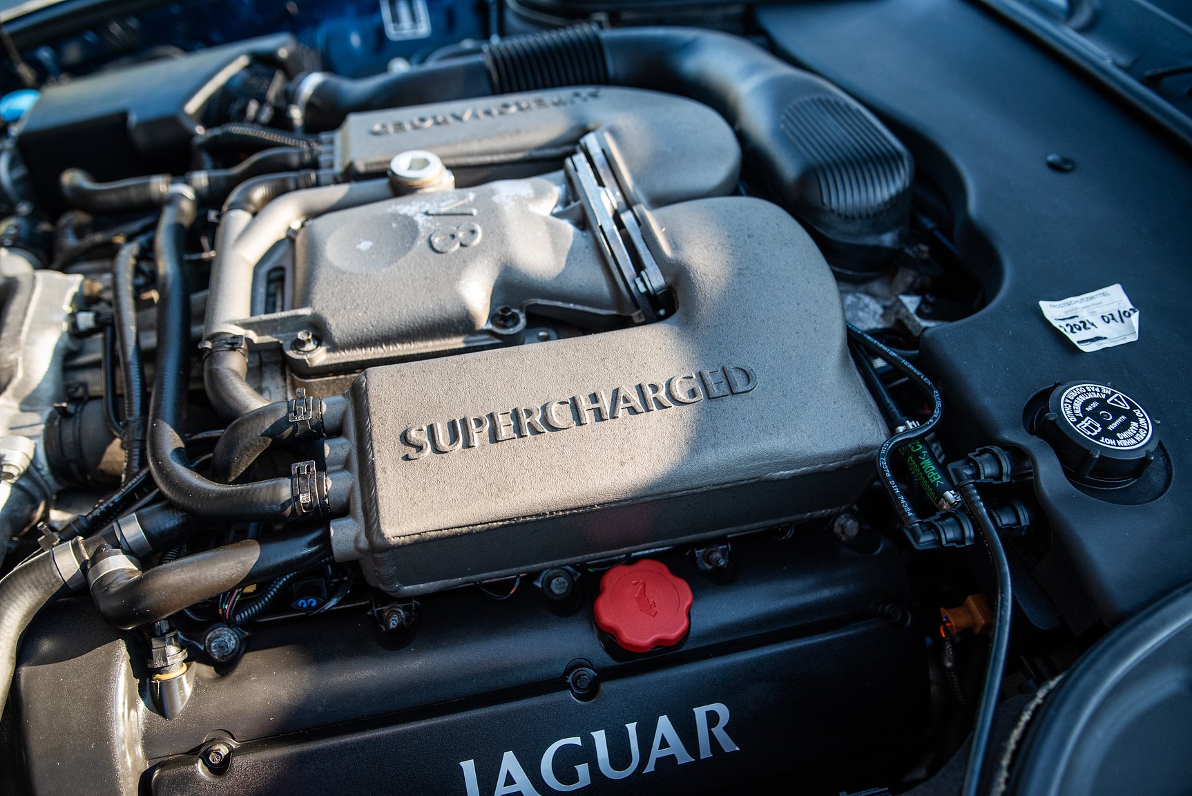Image of 2001 Jaguar XJR mechanics