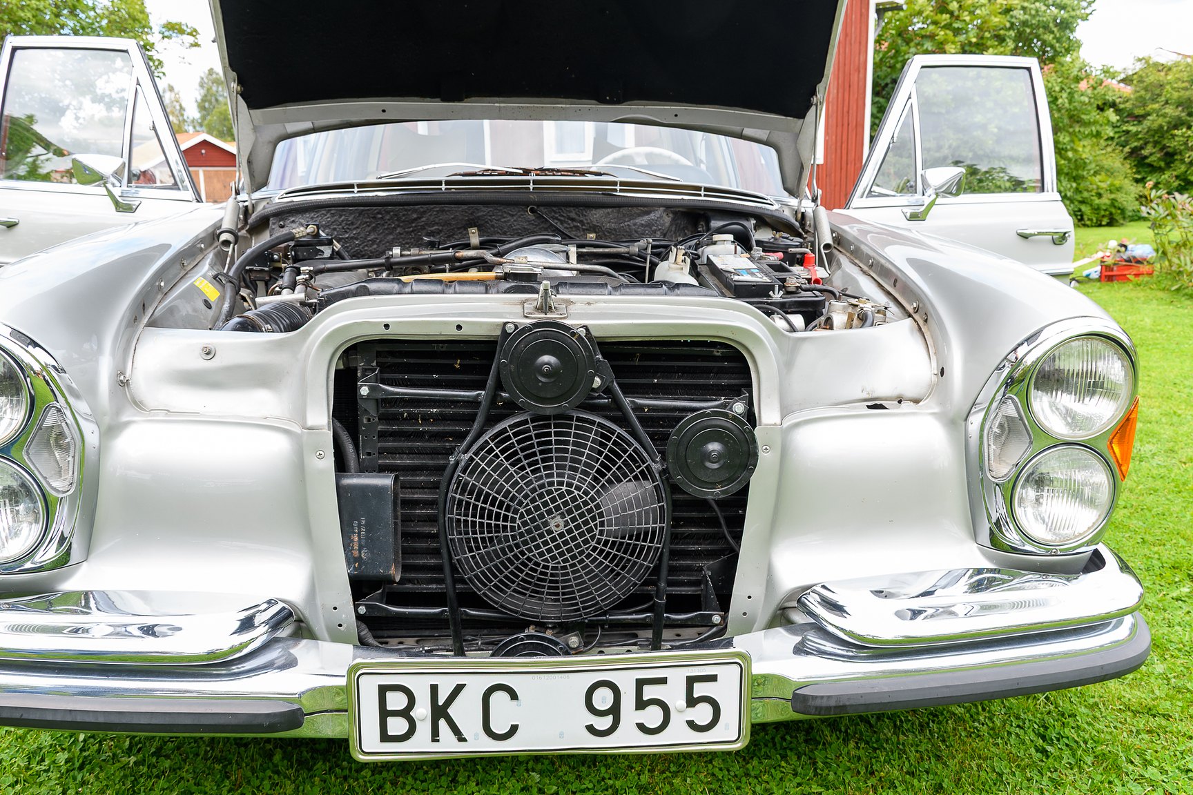Image of 1969 Mercedes-Benz 300 SEL mechanics