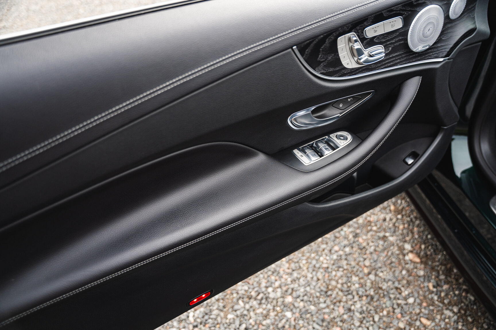 Interiörbild 2019 Mercedes-Benz E300 Cabriolet