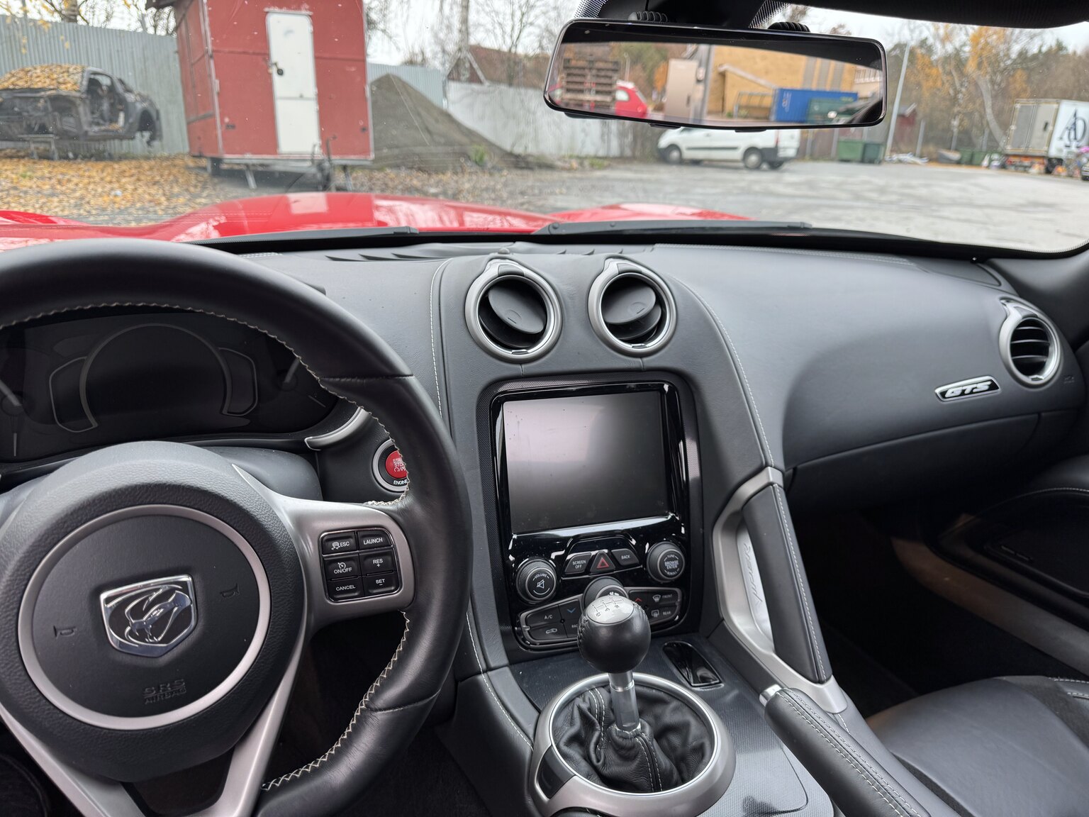 Interior image of 2014 Dodge Viper GTS (21)
