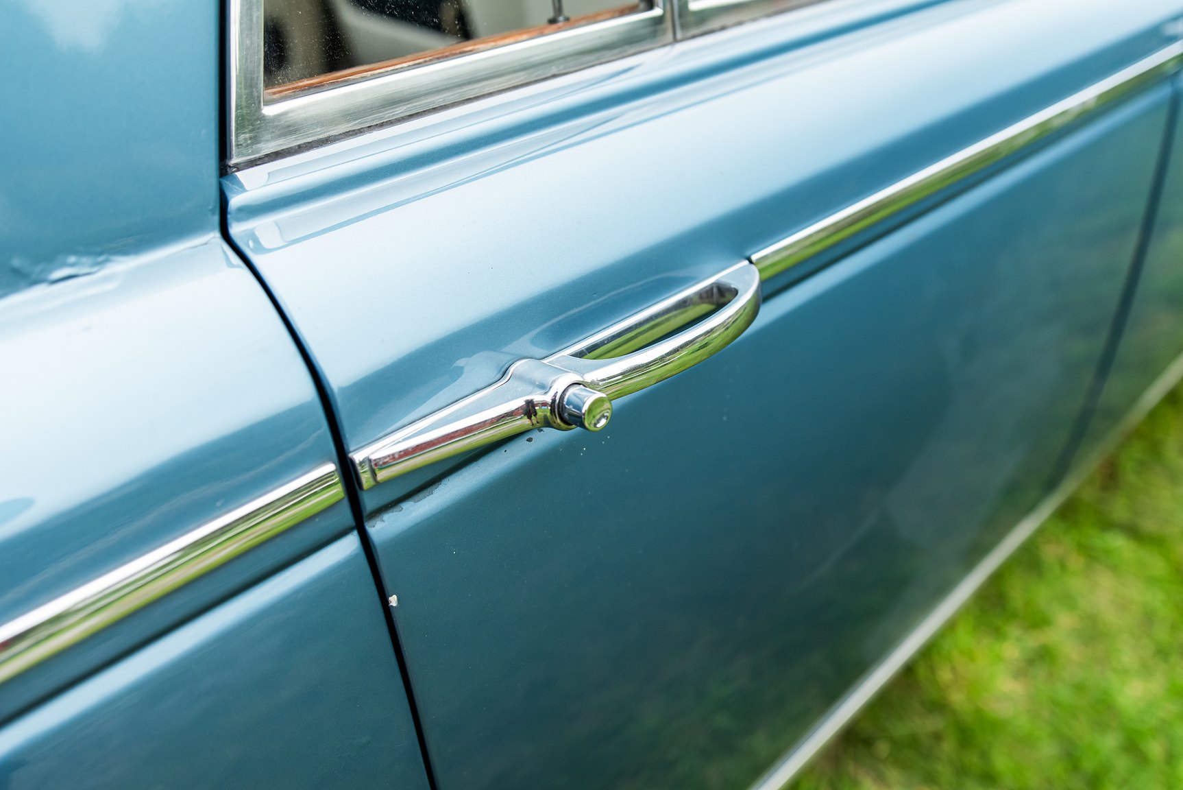 Exteriörbild på 1972 Rolls-Royce Silver Shadow