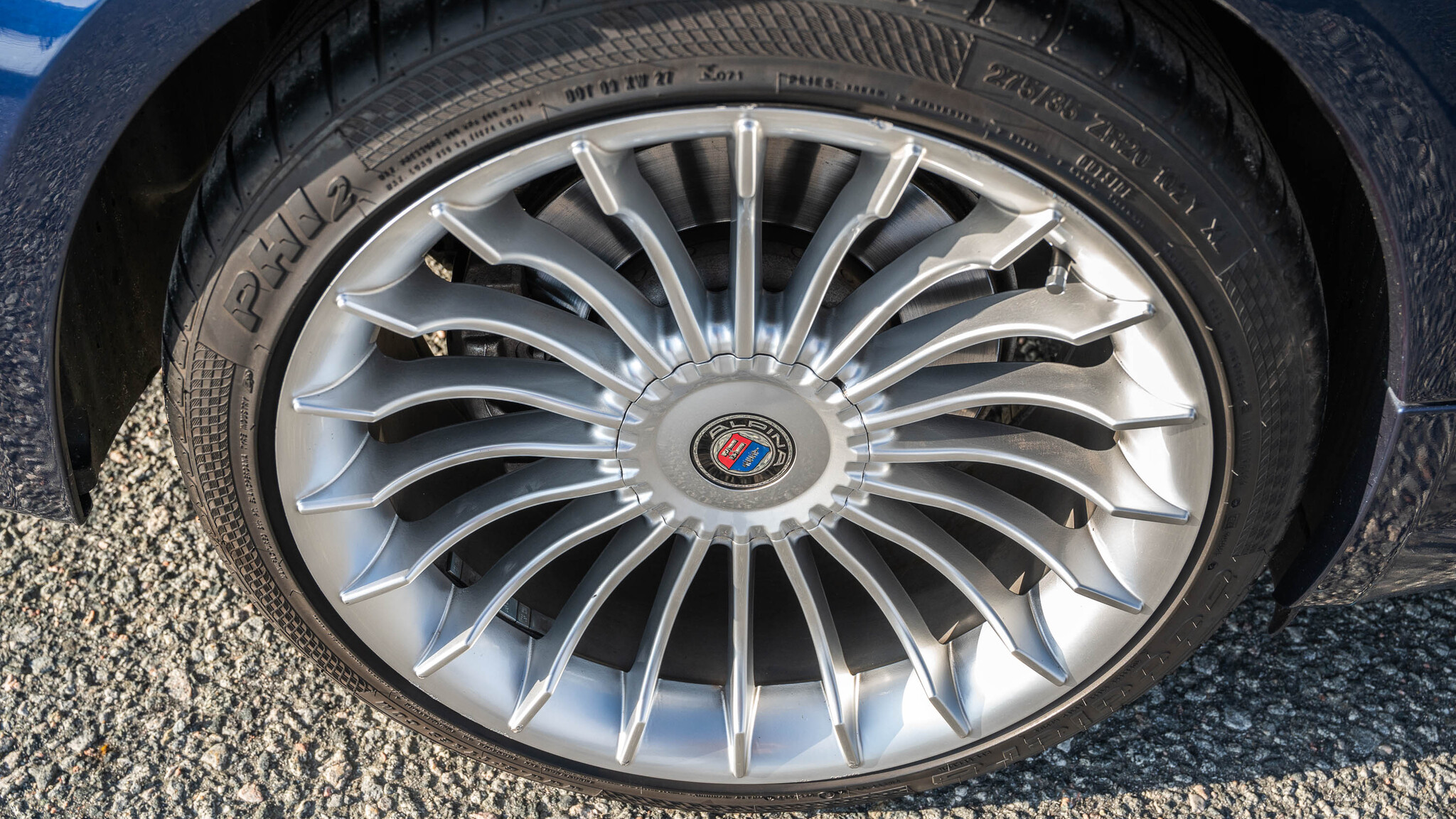 Exterior image of 2008 BMW 635d  (25)