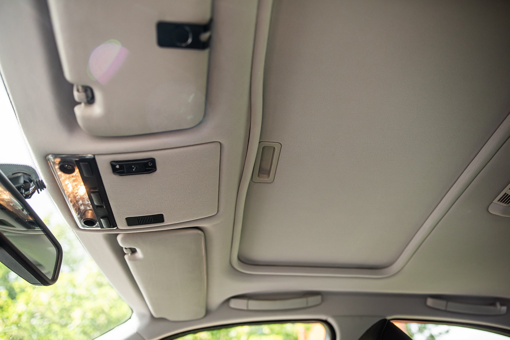 Interior image of 2001 BMW 330Xi