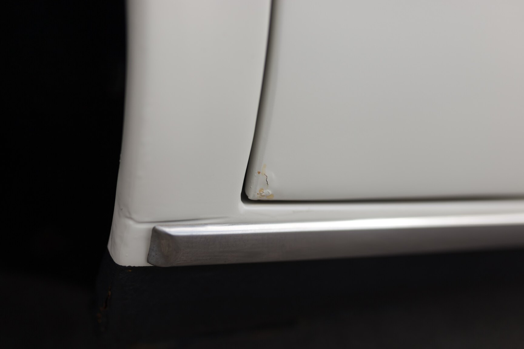 Exterior image of 1966  Mercedes-Benz 250 