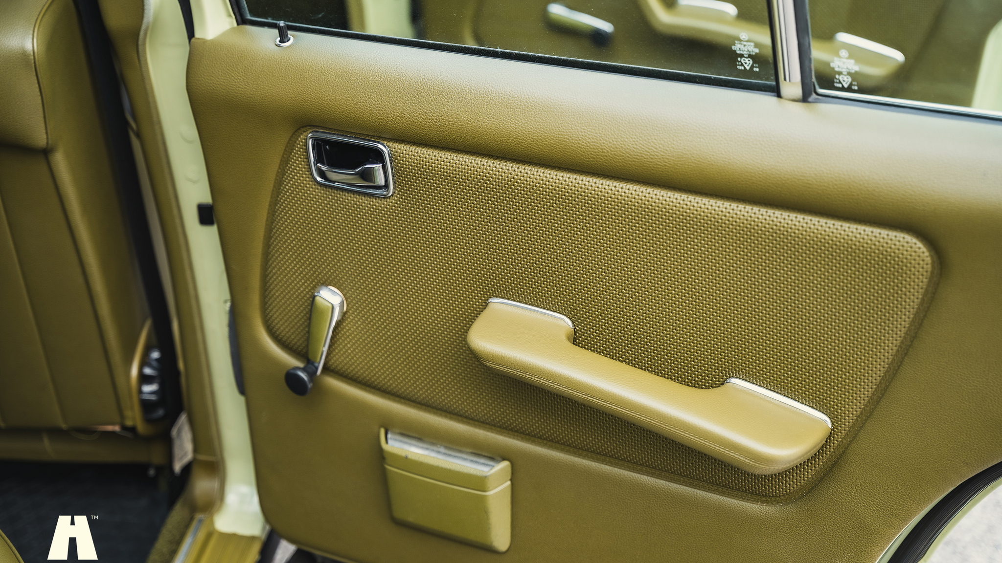 Interiörbild 1979 Mercedes Benz 230