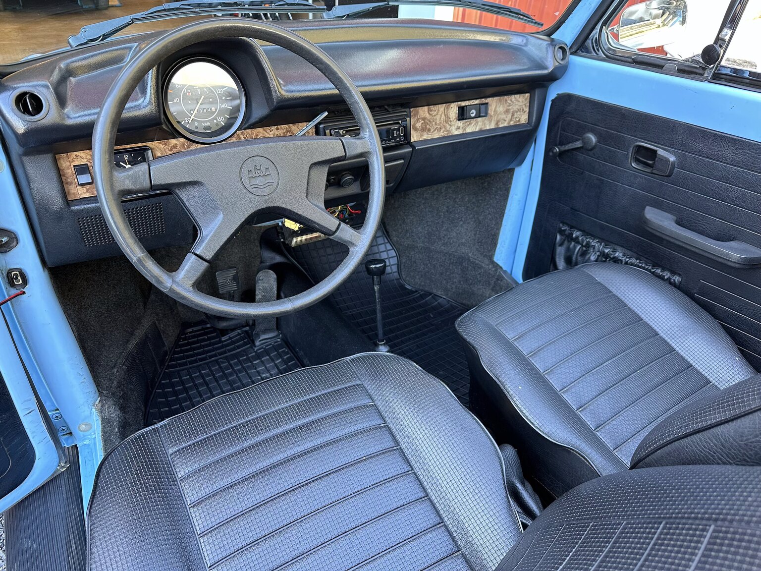 Interior image of 1979 Volkswagen Beetle 1303 Käfer