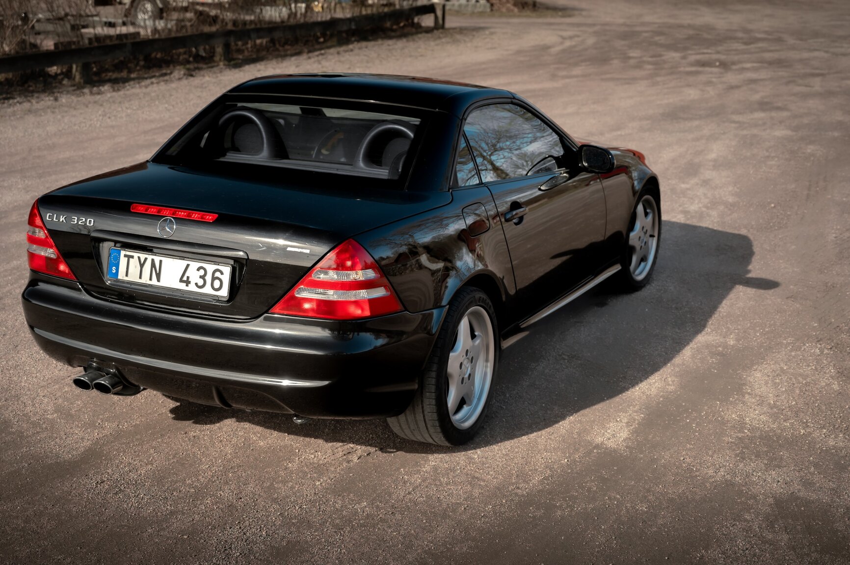 Exterior image of 2001 Mercedes-Benz SLK 320