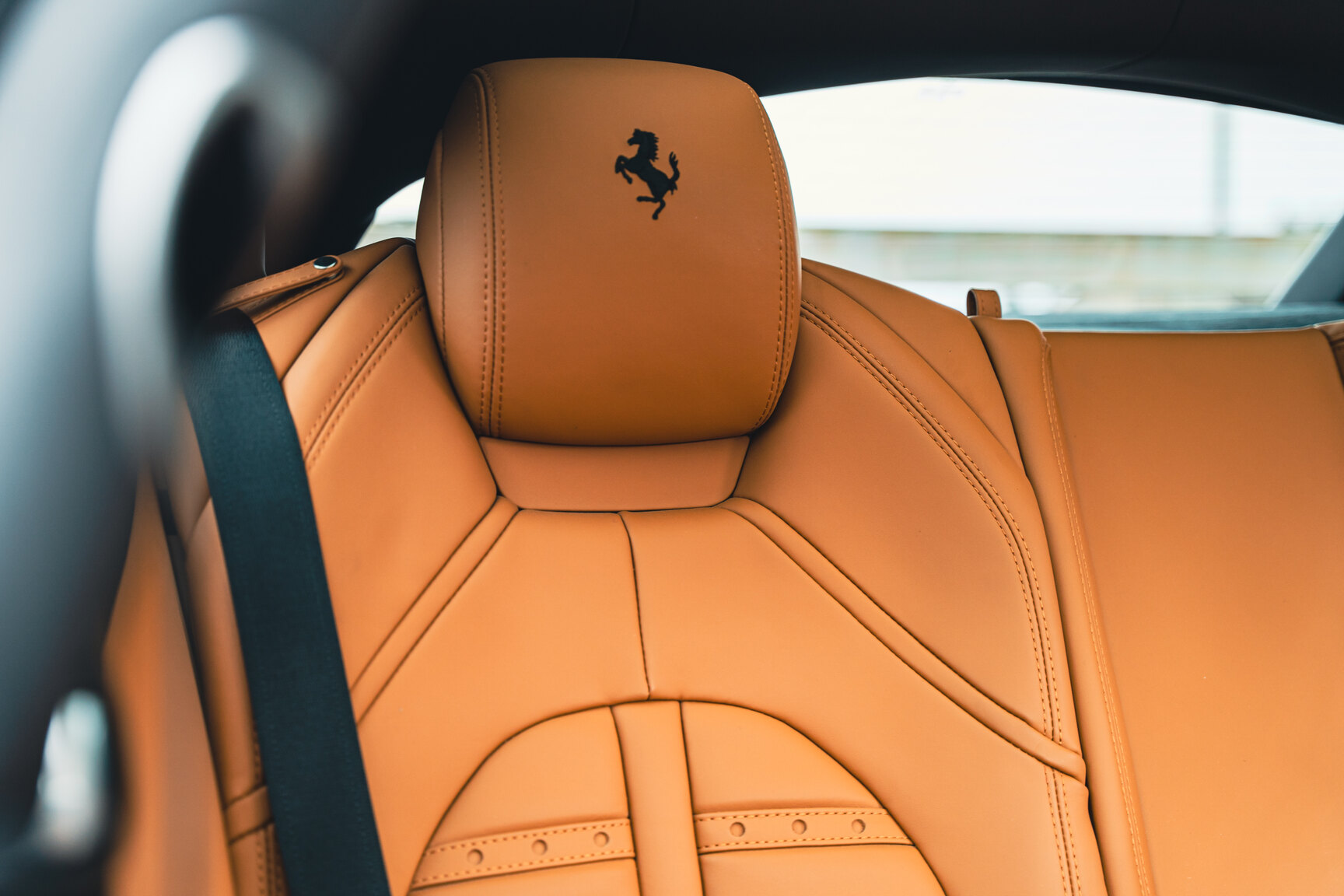 Interior image of 2018 Ferrari GTC4 Lusso T (15)