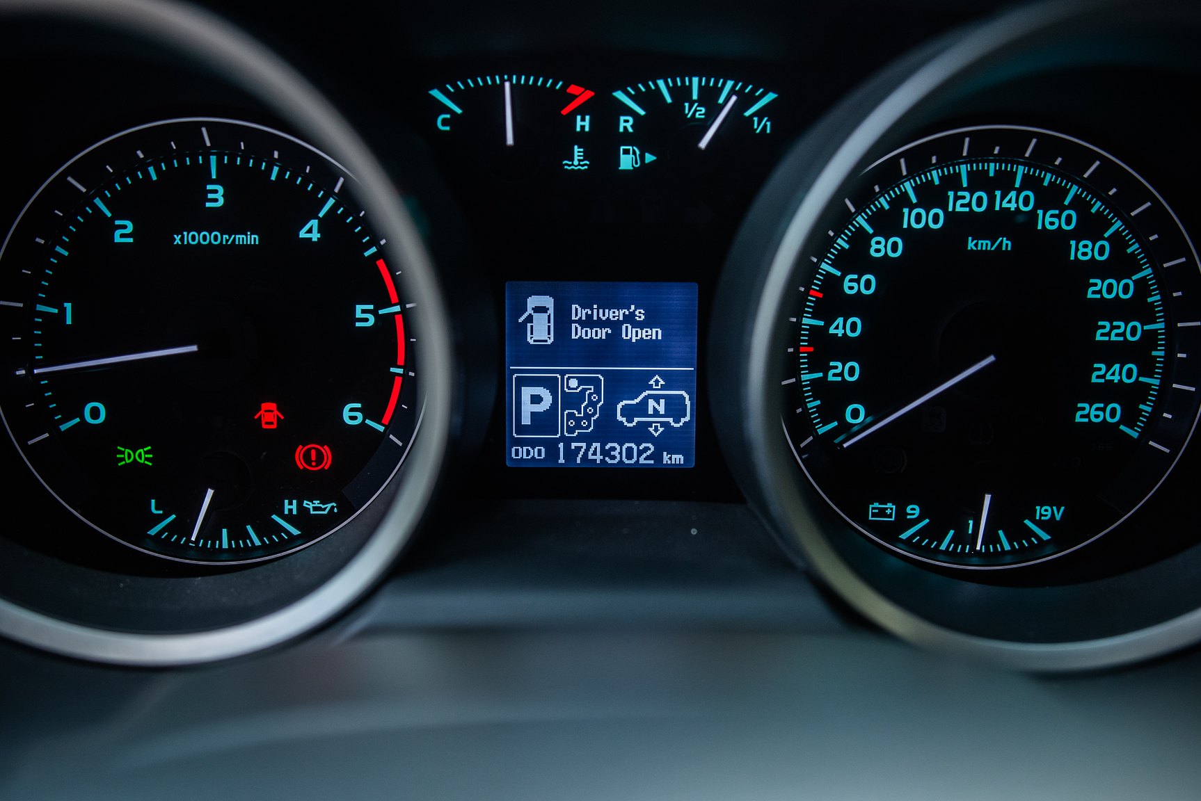 Interior image of 2008 Toyota Land Cruiser 4.5 4WD V8