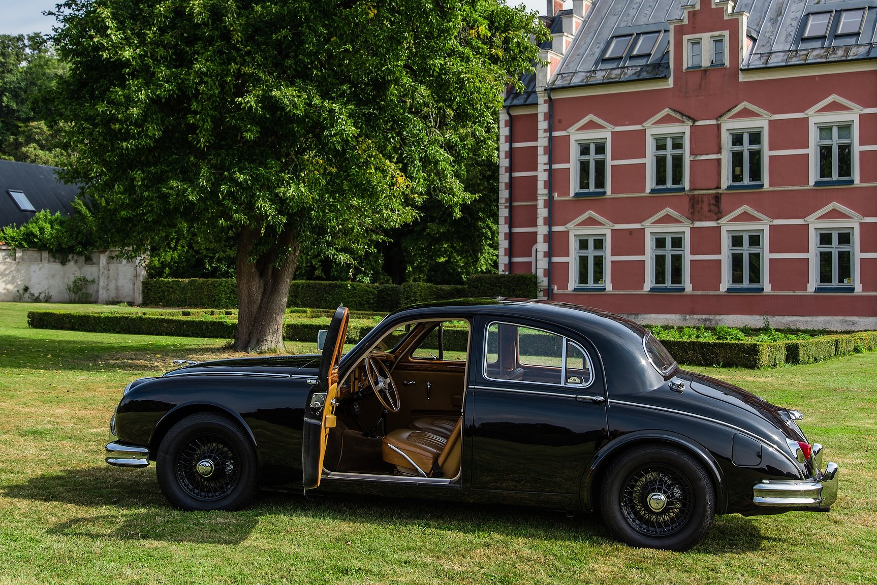Exterior image of 1958 Jaguar MKI 3.4 XK
