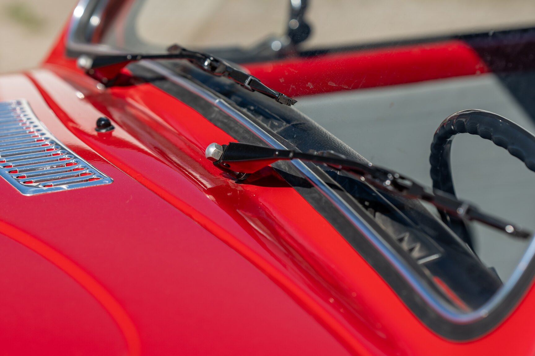 Exterior image of 1971 Volkswagen 1302 S (27)