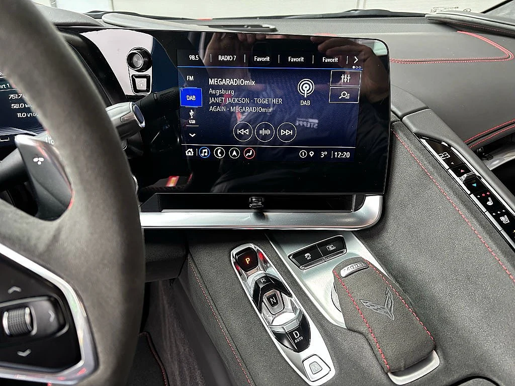 Image of 2023 Chevrolet Corvette (7)