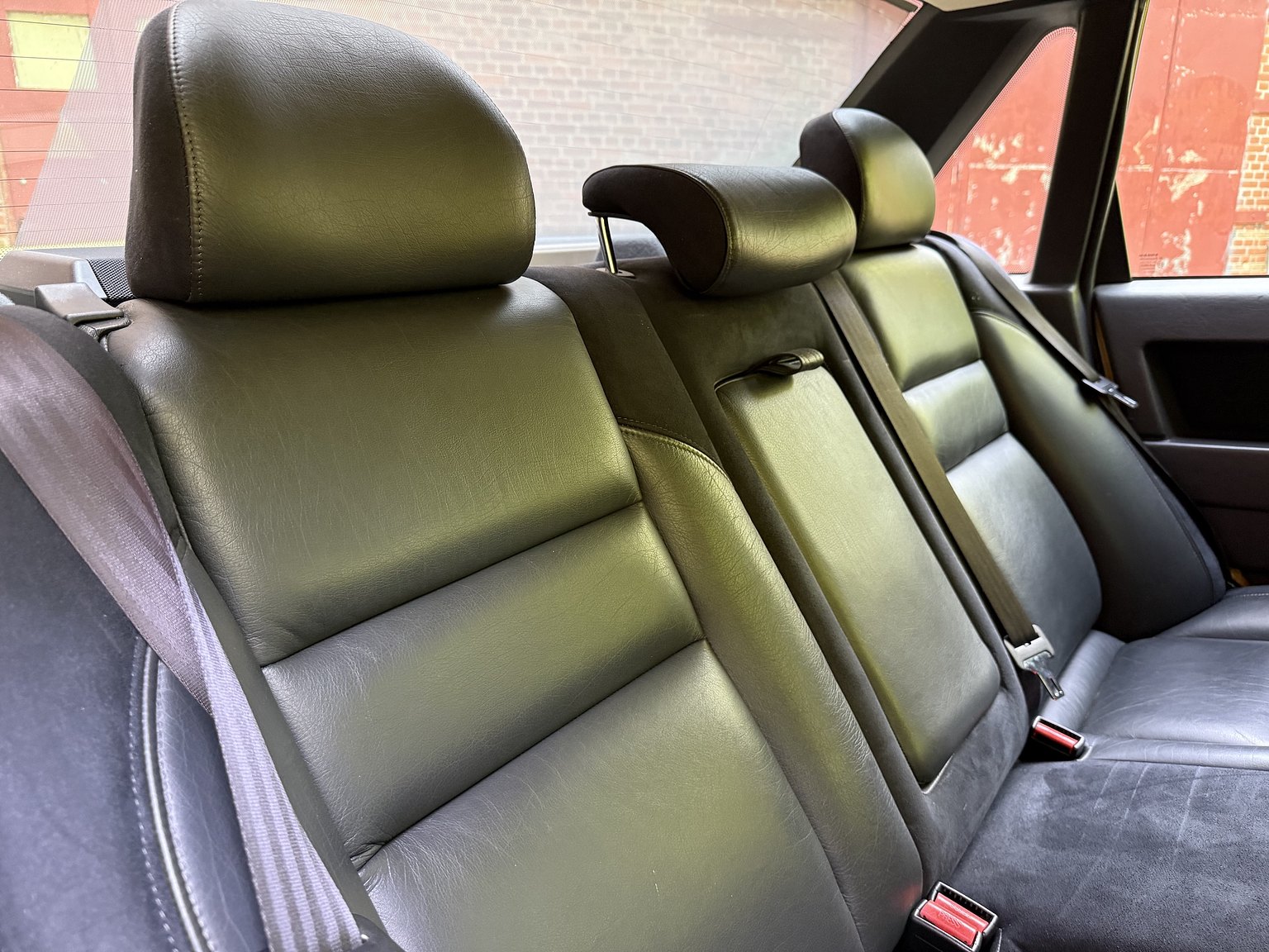 Interior image of 1995 Volvo 850 T-5R