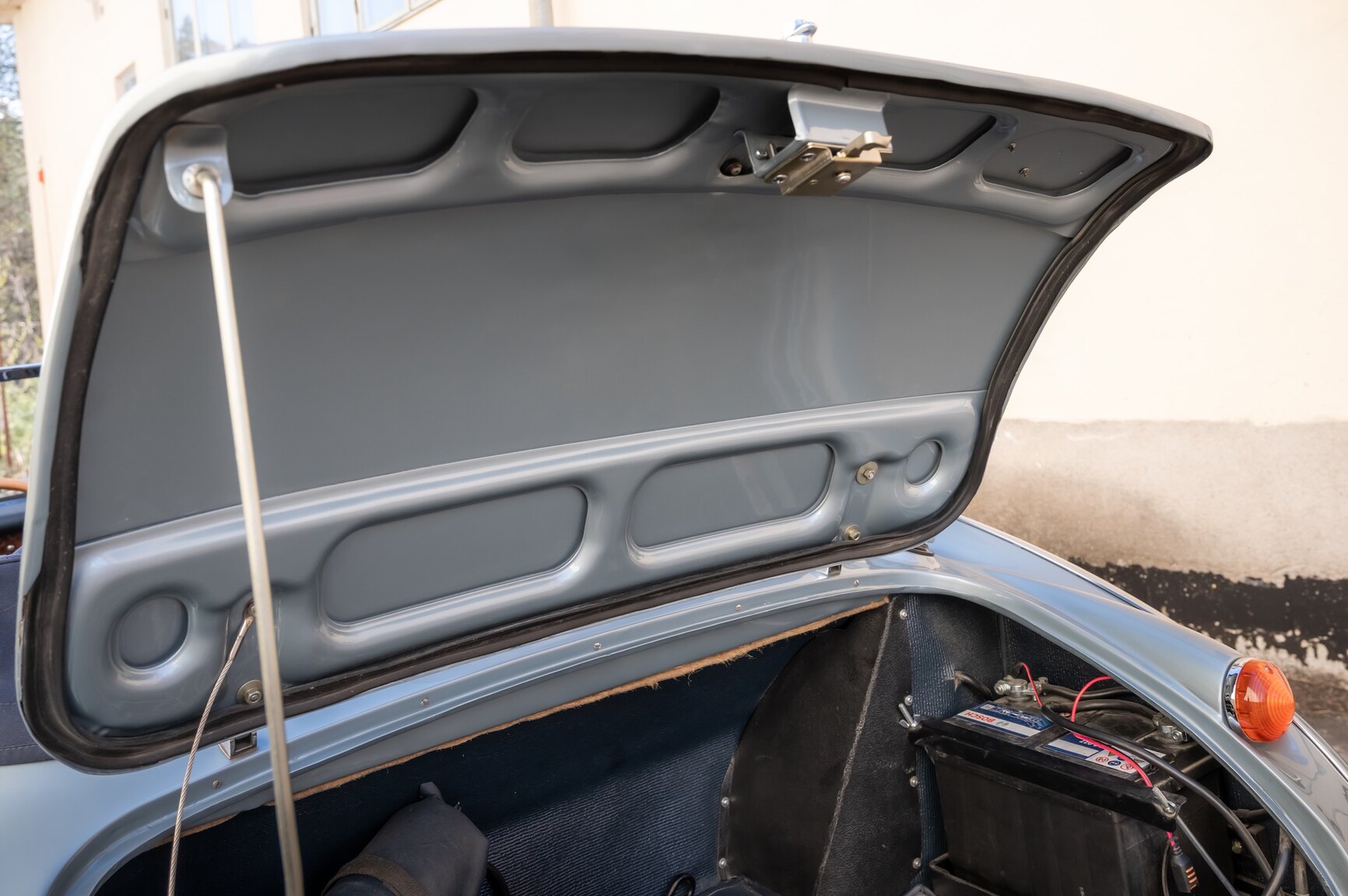 Interior image of 1967 Austin-Healey 3000 MK3 Phase 2