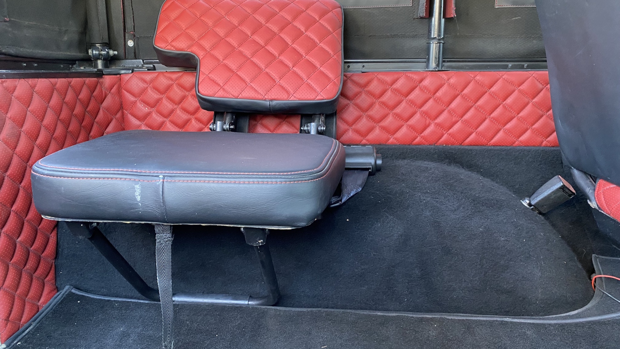 Interiörbild 1996 Mercedes G230 STEYR-PUCH Automat