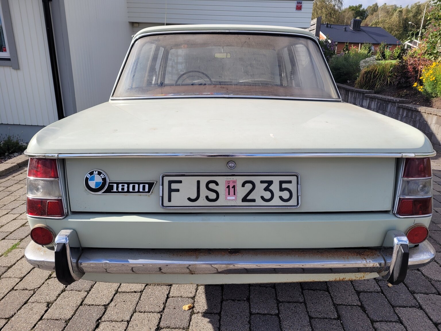 Exterior image of 1966 Renoveringsobjekt BMW 1800