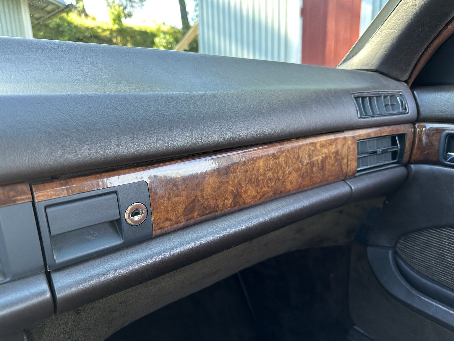 Innenraumfoto von 1986 Mercedes-Benz 500 SEC (26)