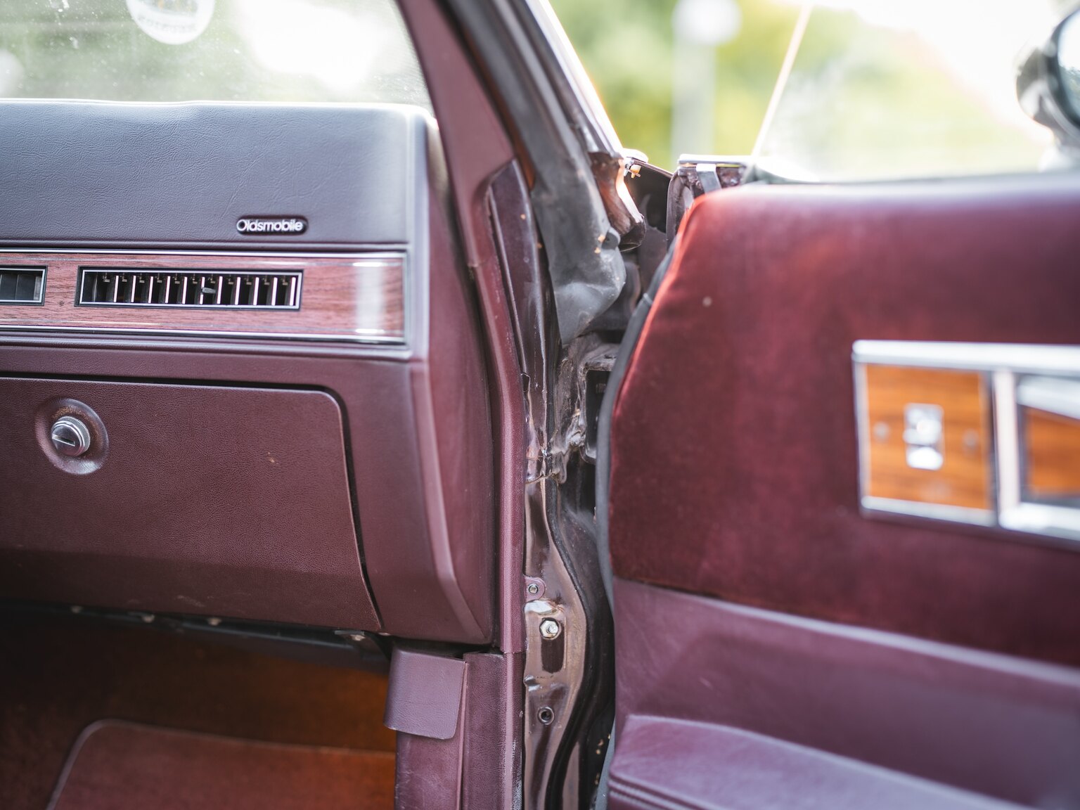 Interior image of 1986 Oldsmobile Cutlass 442