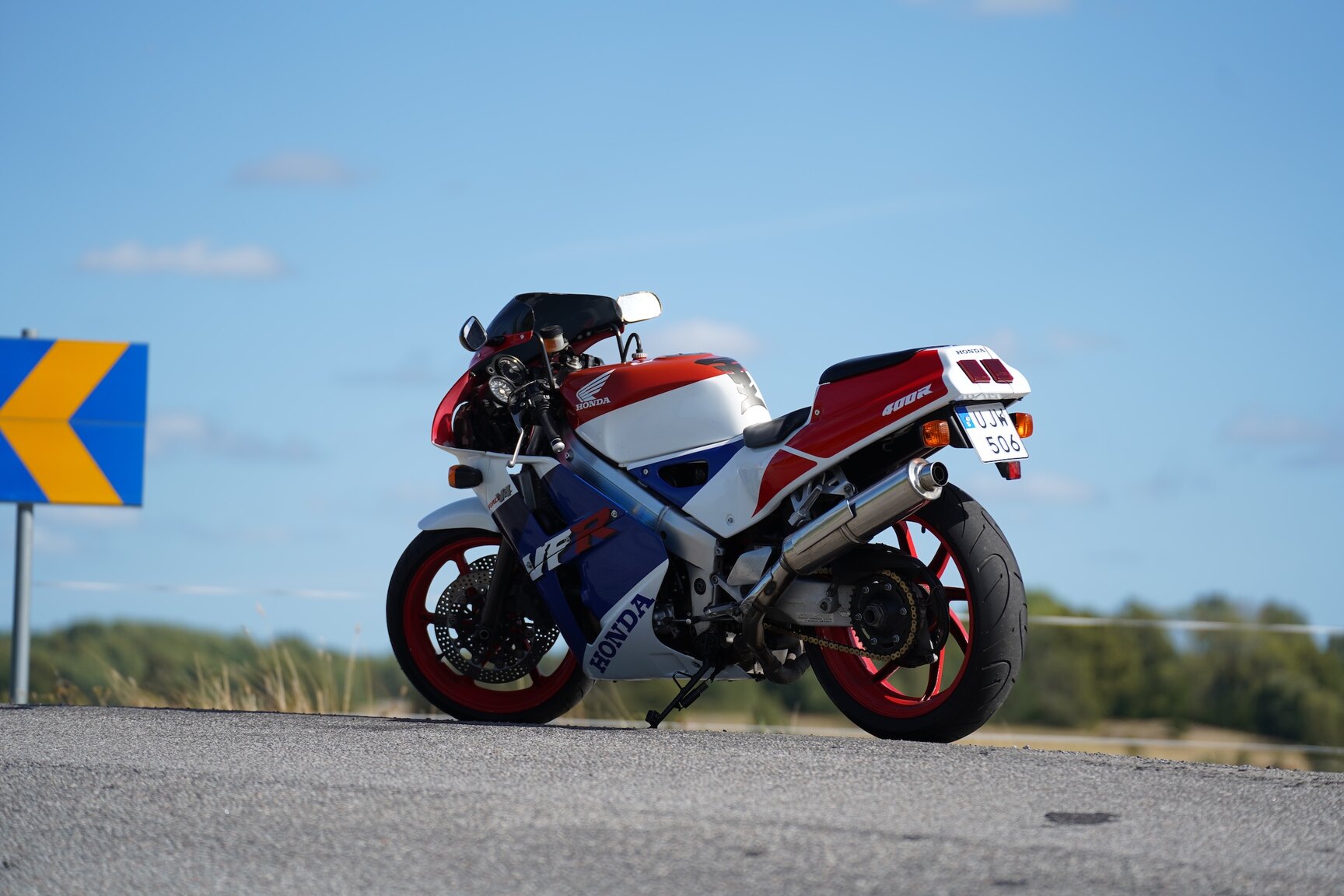 Exterior image of 1992 Honda VFR400R NC30