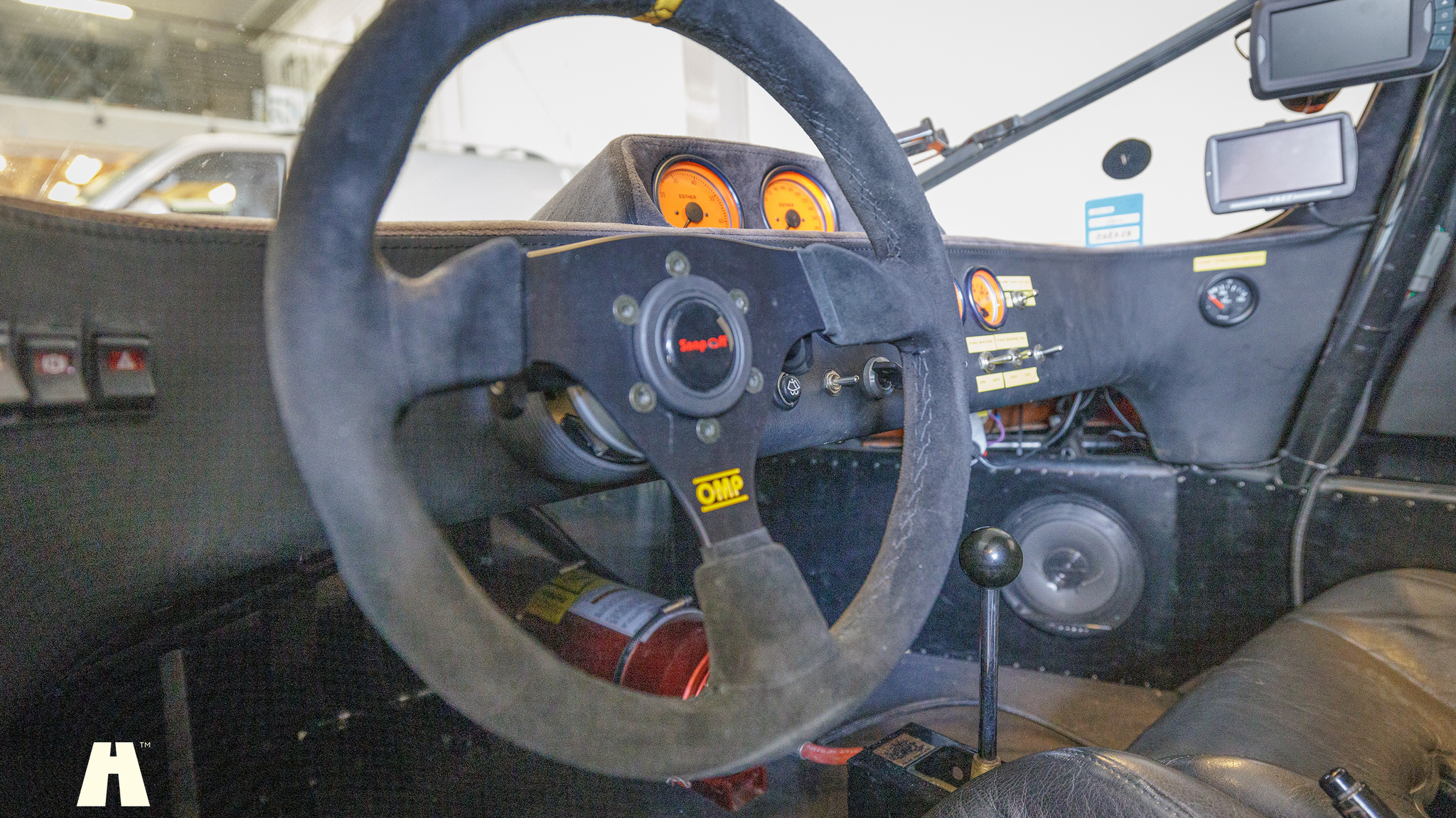 Interior image of 2006 Ultima GTR (41)