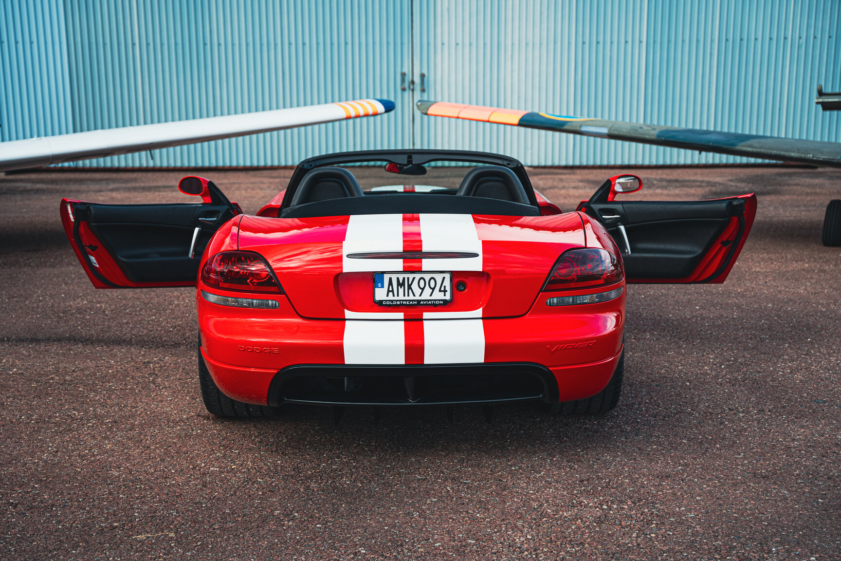 Exteriörbild på 2003 Dodge Viper SRT-10