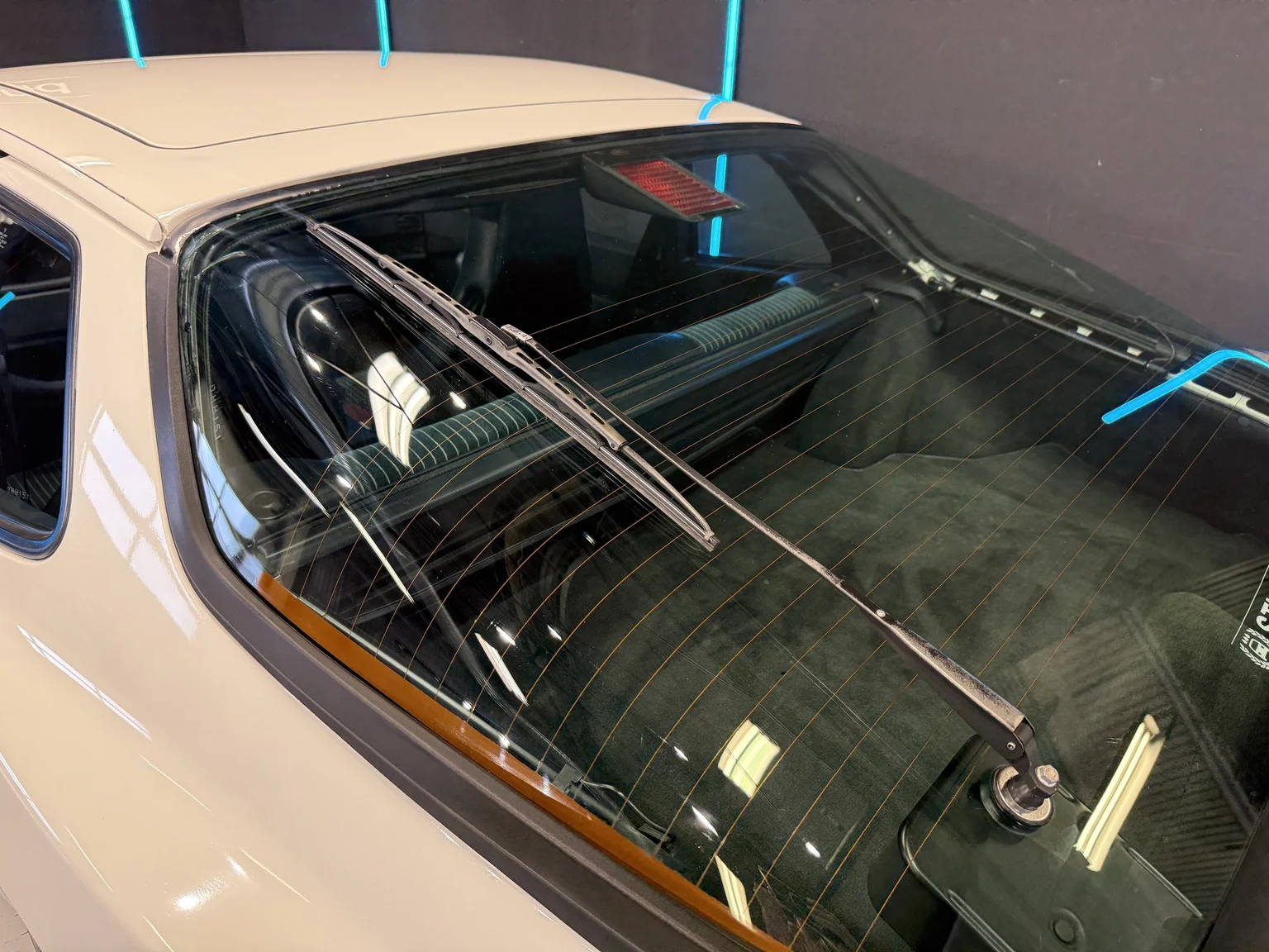 Aussenfoto 1989 Porsche 944 2.7 (51)