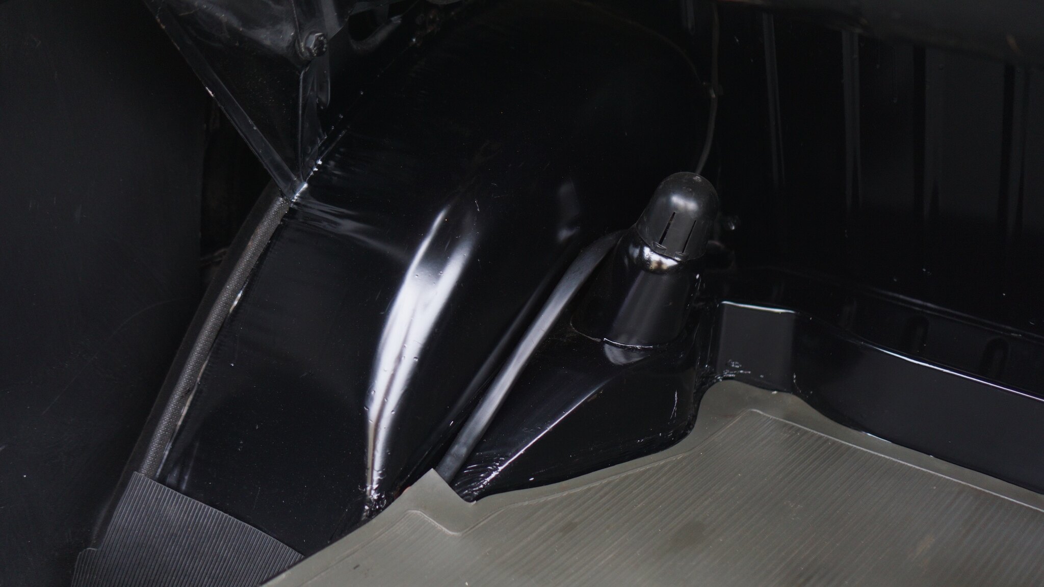 Interior image of 1966 Mercedes-Benz 230 S
