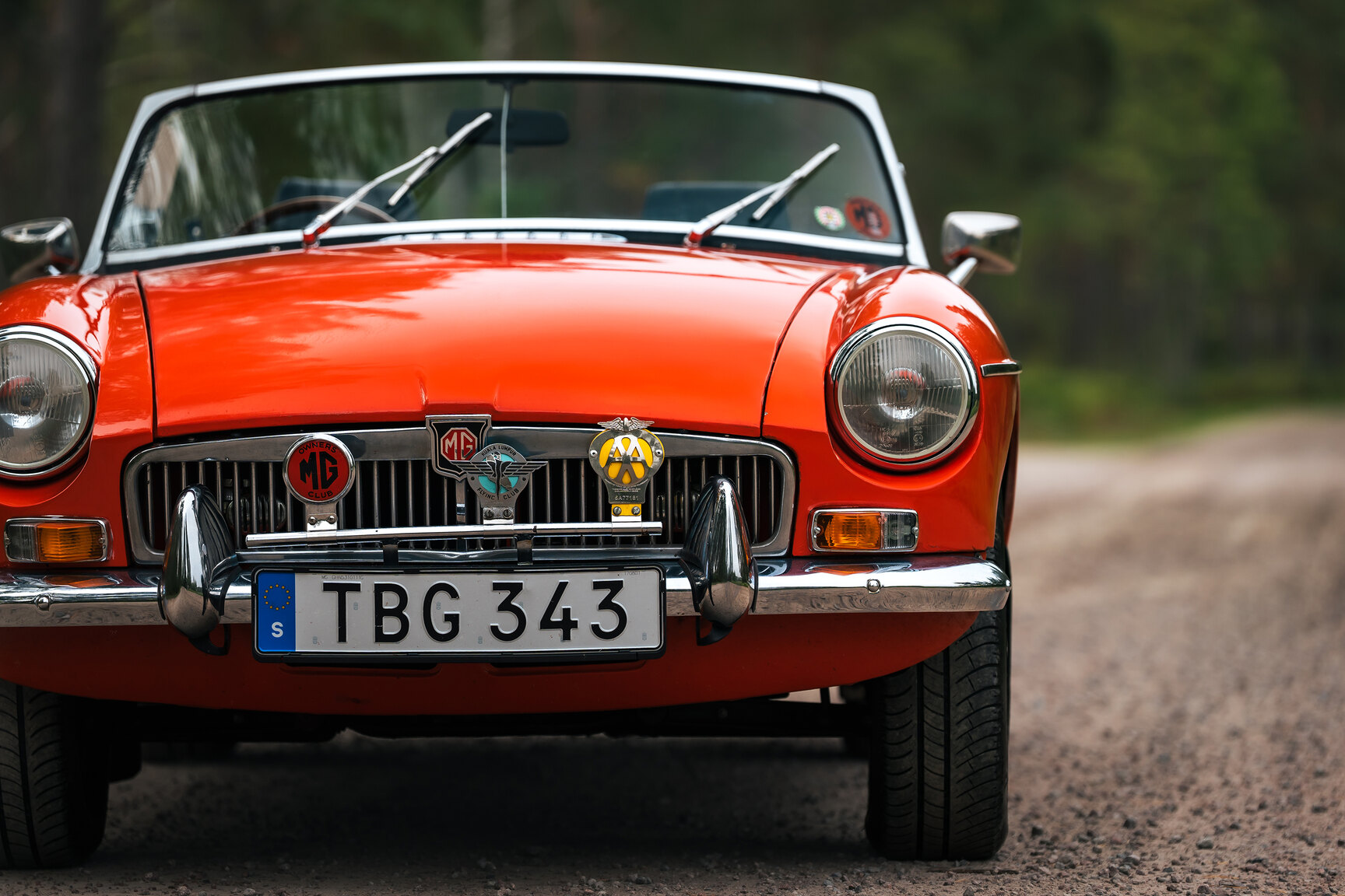 Exteriörbild på 1973 MG MGB Roadster (14)