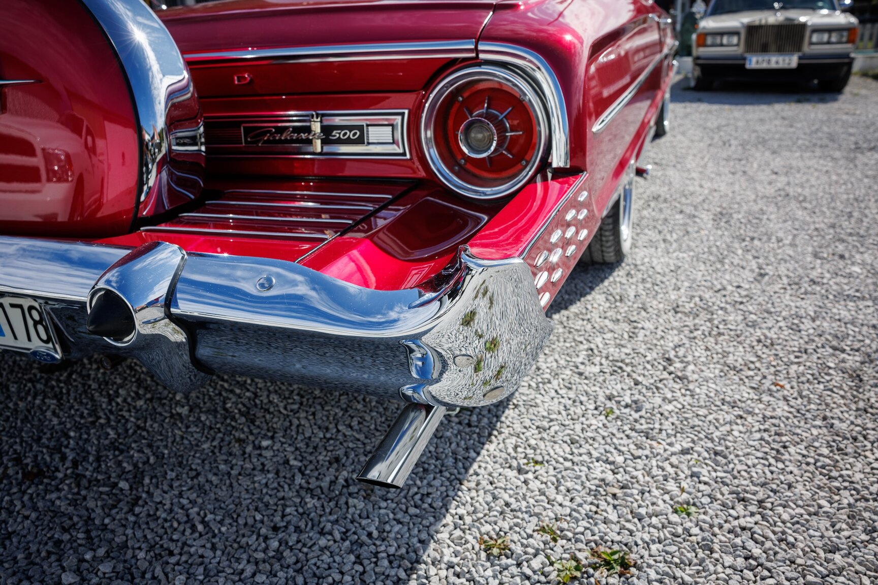 Exteriörbild på 1964 Ford Galaxie 500