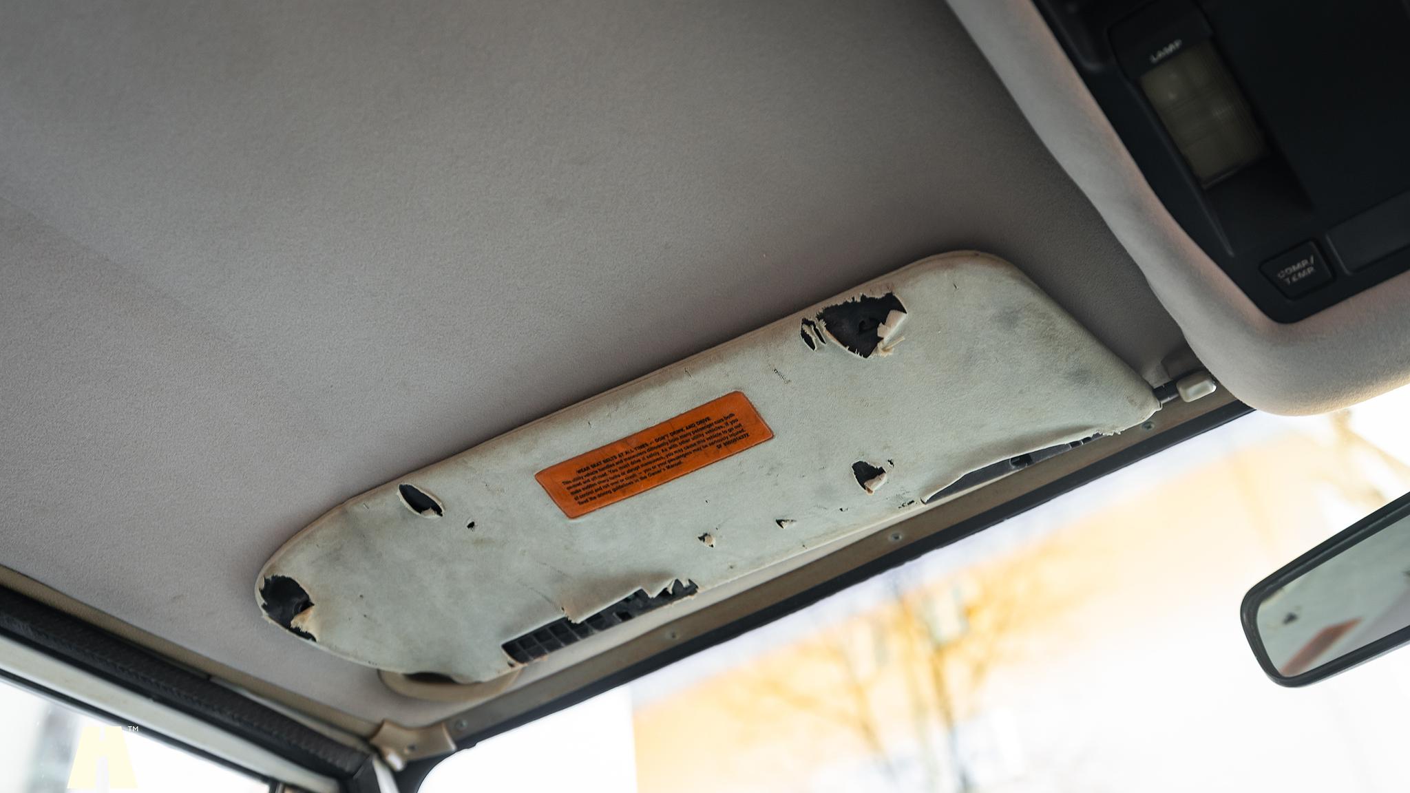 Interiörbild 1991 Jeep Grand Wagoneer 1991 (21)