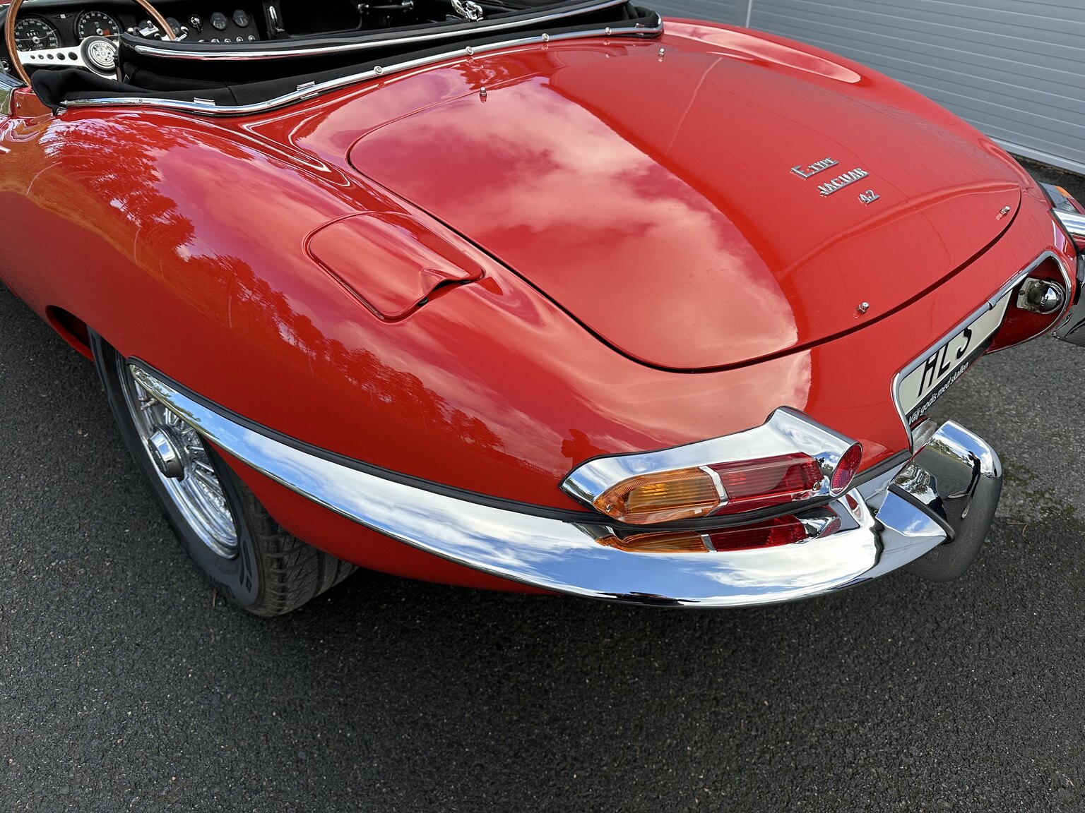 Exterior image of 1965 Jaguar E-Type Series 1 (14)