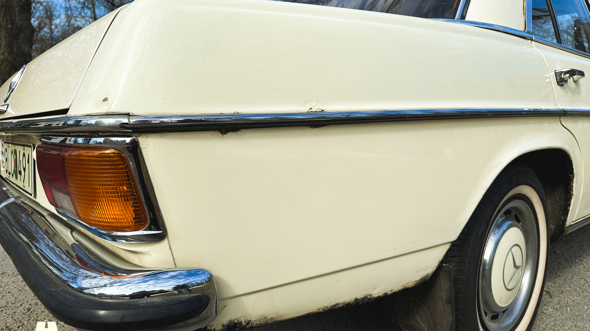 Aussenfoto 1972 Mercedes-Benz 200