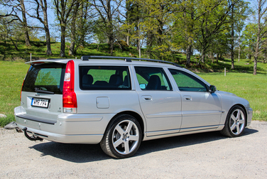 Exteriörbild på 2005 Volvo V70 R AWD