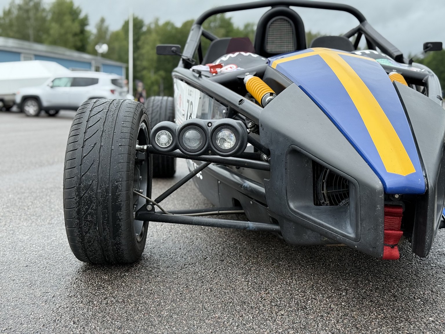 Exterior image of 2016 Ariel Atom 3.5 Cup