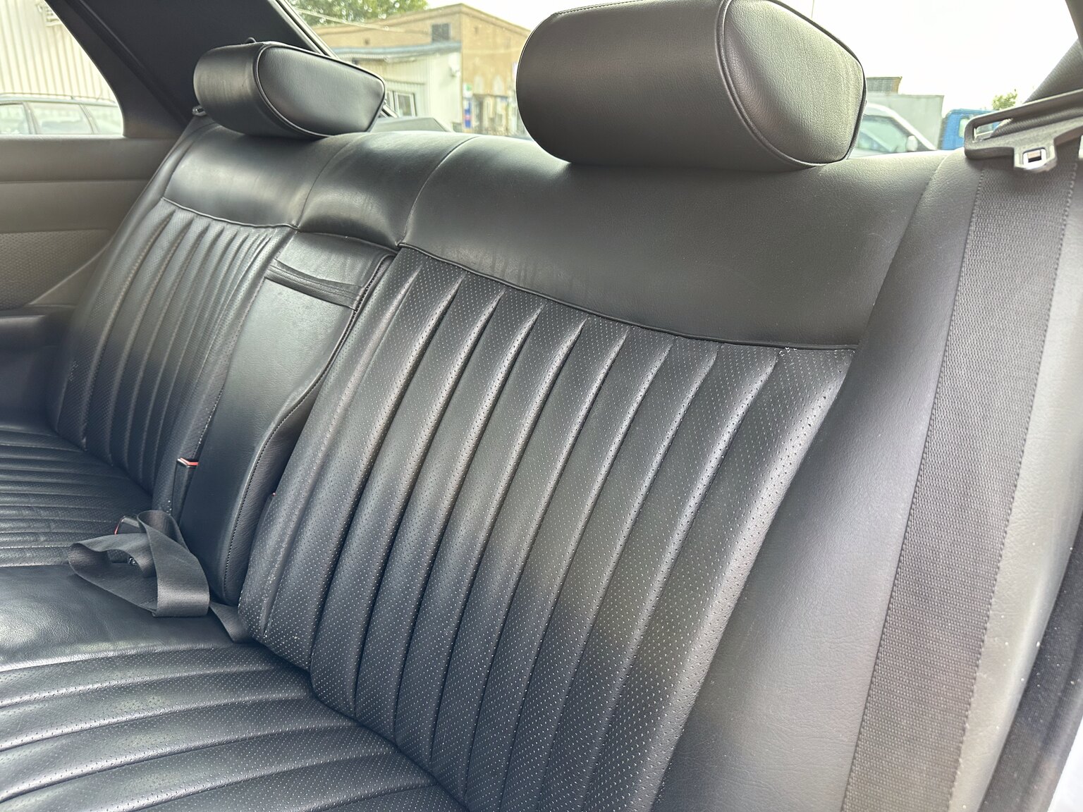 Interior image of 1987 Mercedes 300 SE