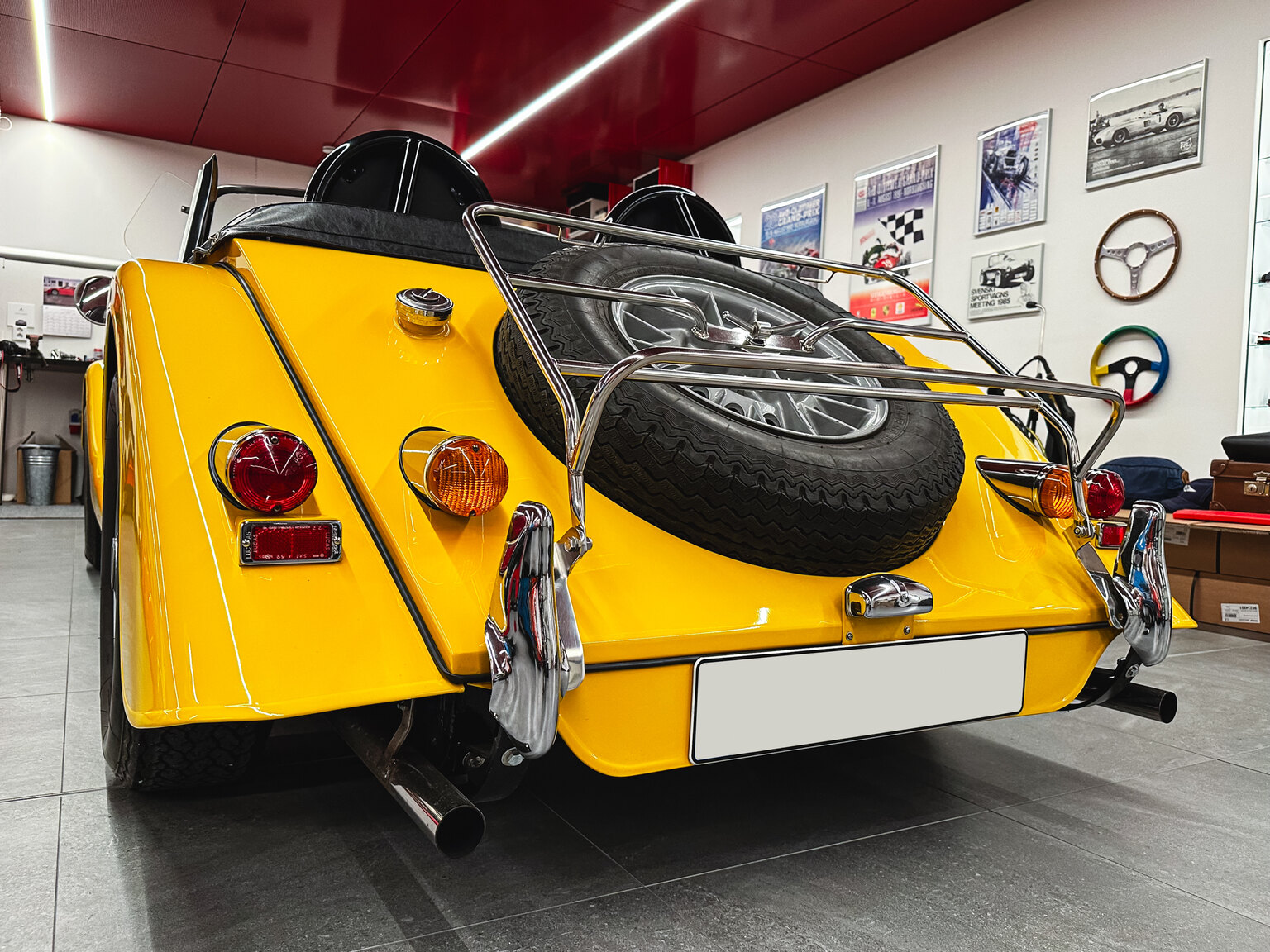 Aussenfoto 1974 Morgan +8