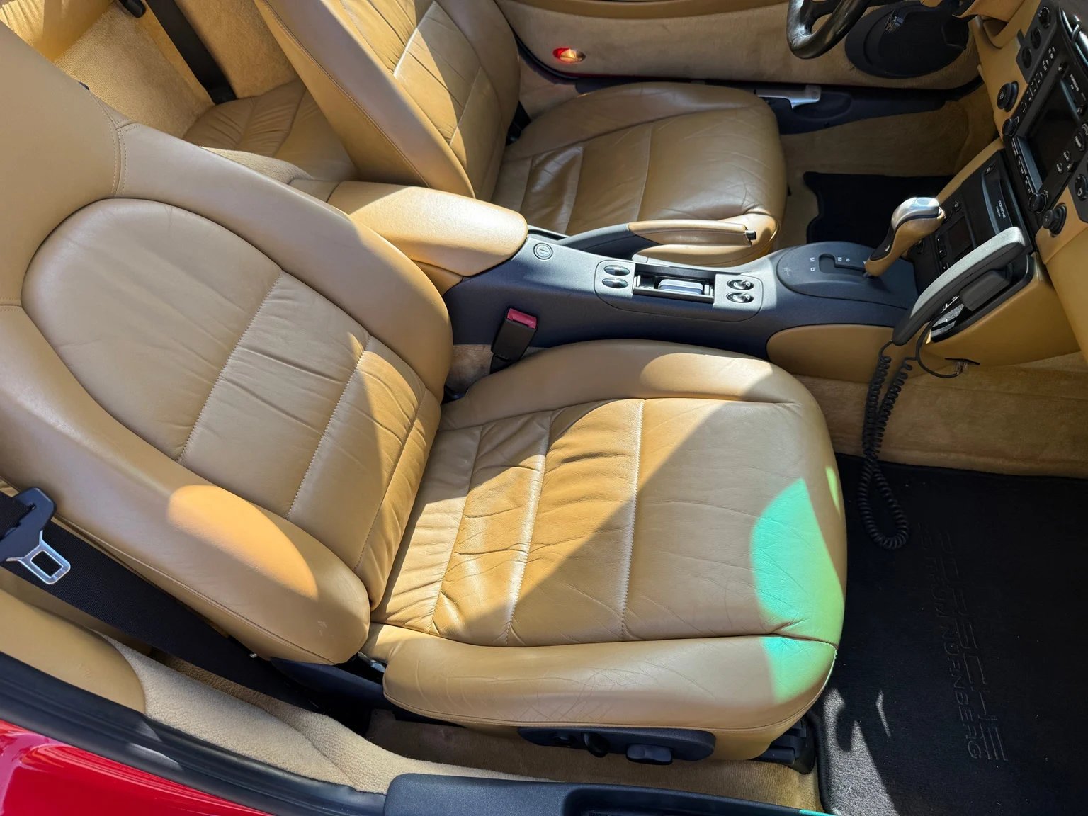 Interiörbild 1998 Porsche 911 Carrera (38)