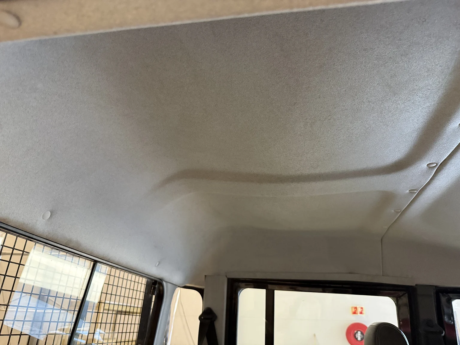 Interior image of 2000 Land Rover Defender 110 Tomb Raider (33)