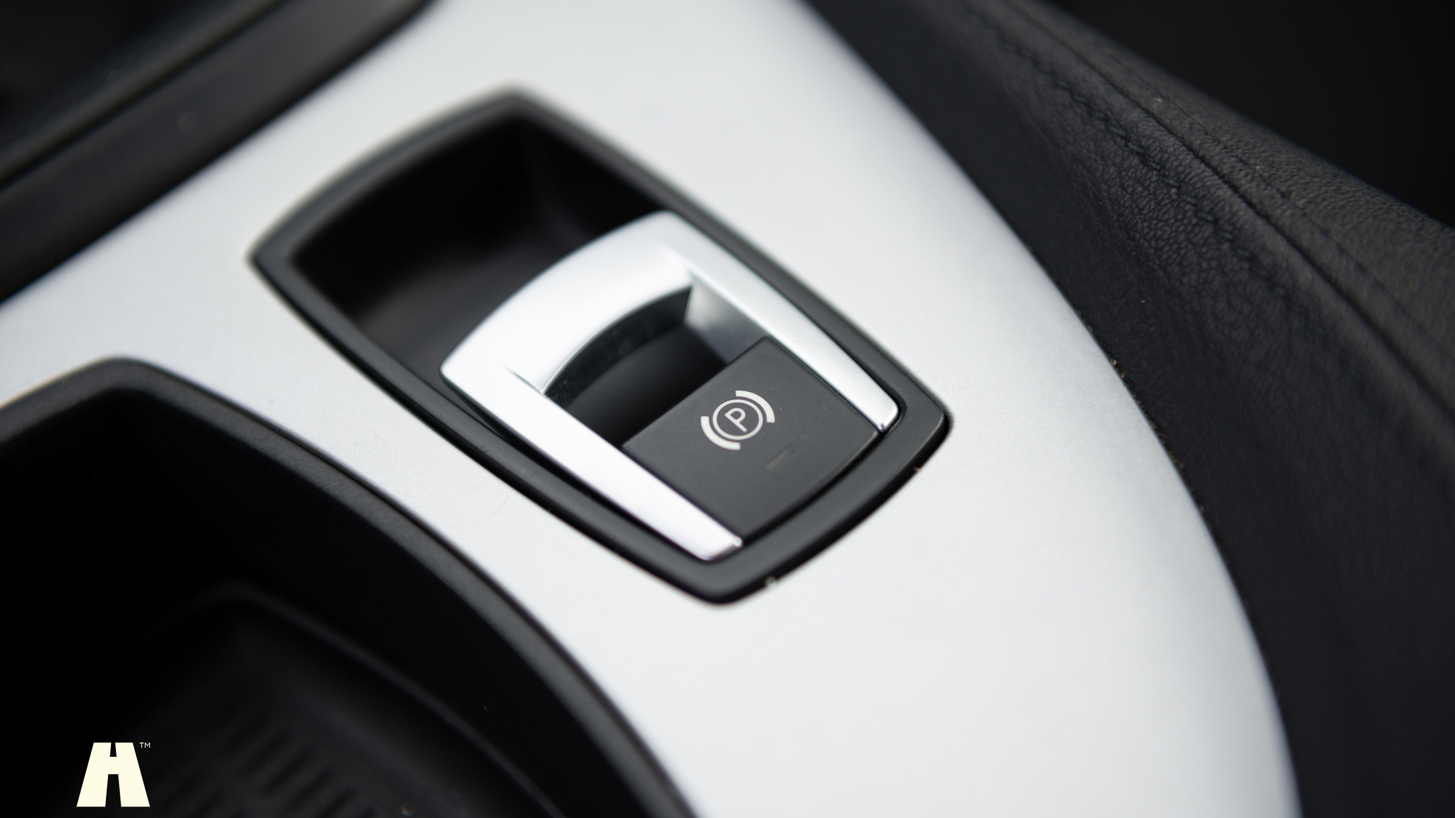 Innenraumfoto von 2009 BMW Z4 S-Drive23i (19)