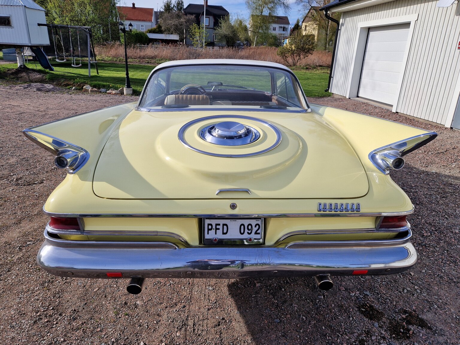 Exteriörbild på 1961 Chrysler Windsor Coupé