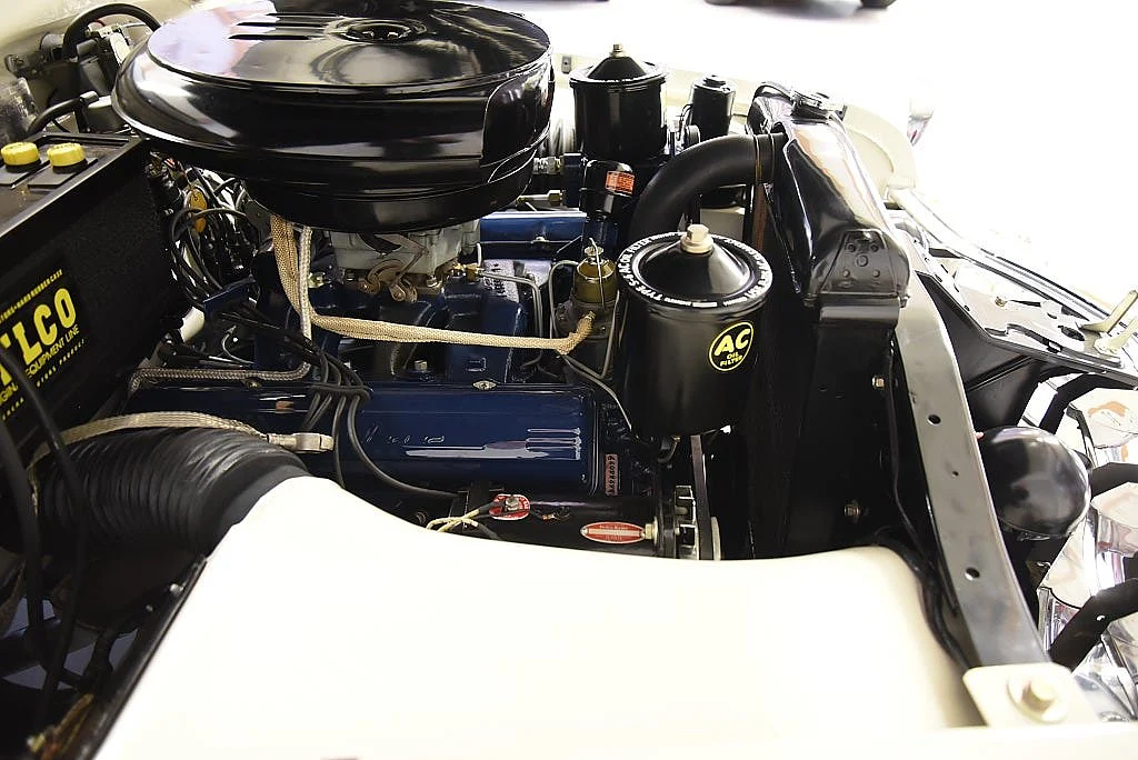 Bild von 1953 Cadillac Eldorado (13)