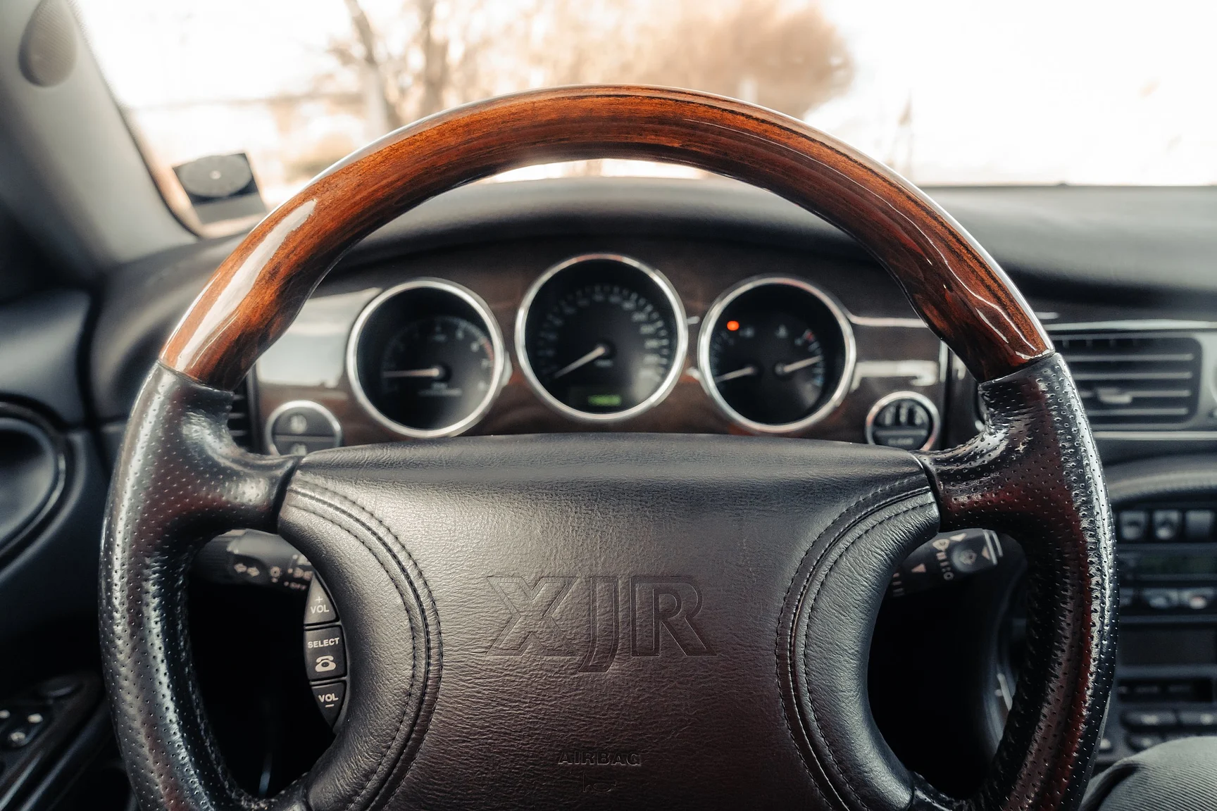 Interiörbild 1997 Jaguar XJR 4.0 Kompressor NO RESERVE (5)