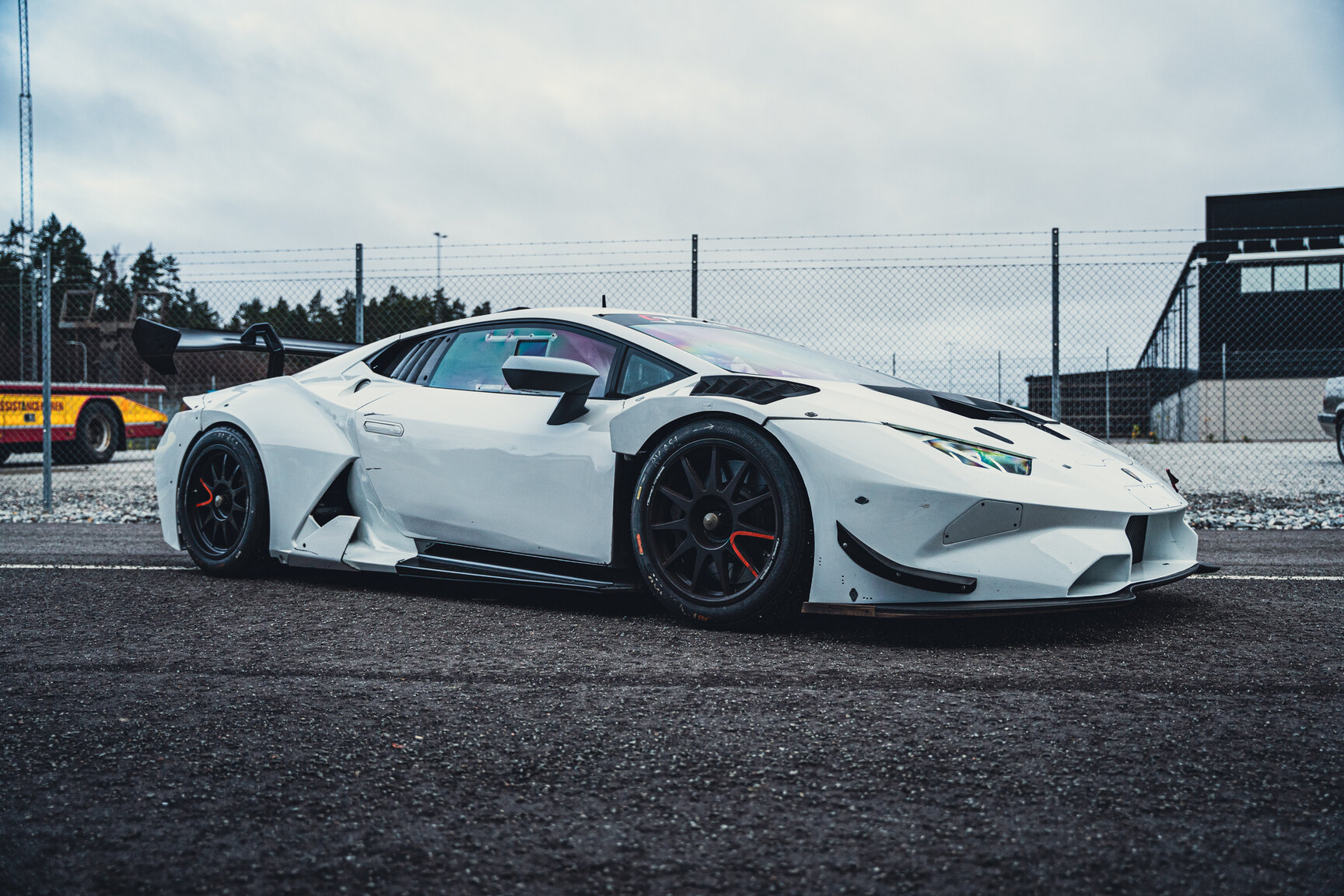Exterior image of 2017 Lamborghini Huracan Supertrofeo LP620-2