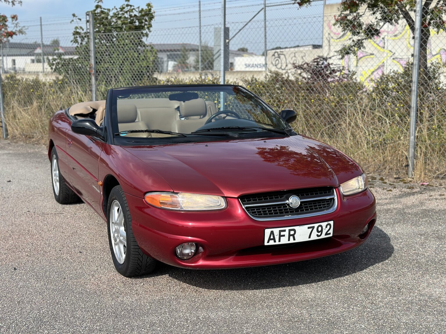 Exteriörbild på 1996 Chrysler Stratus Cabriolet