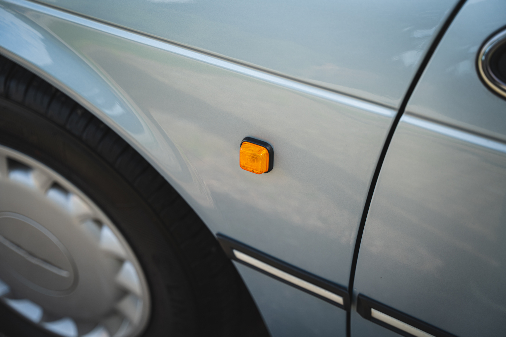 Exterior image of 1991 Ford Thunderbird (32)