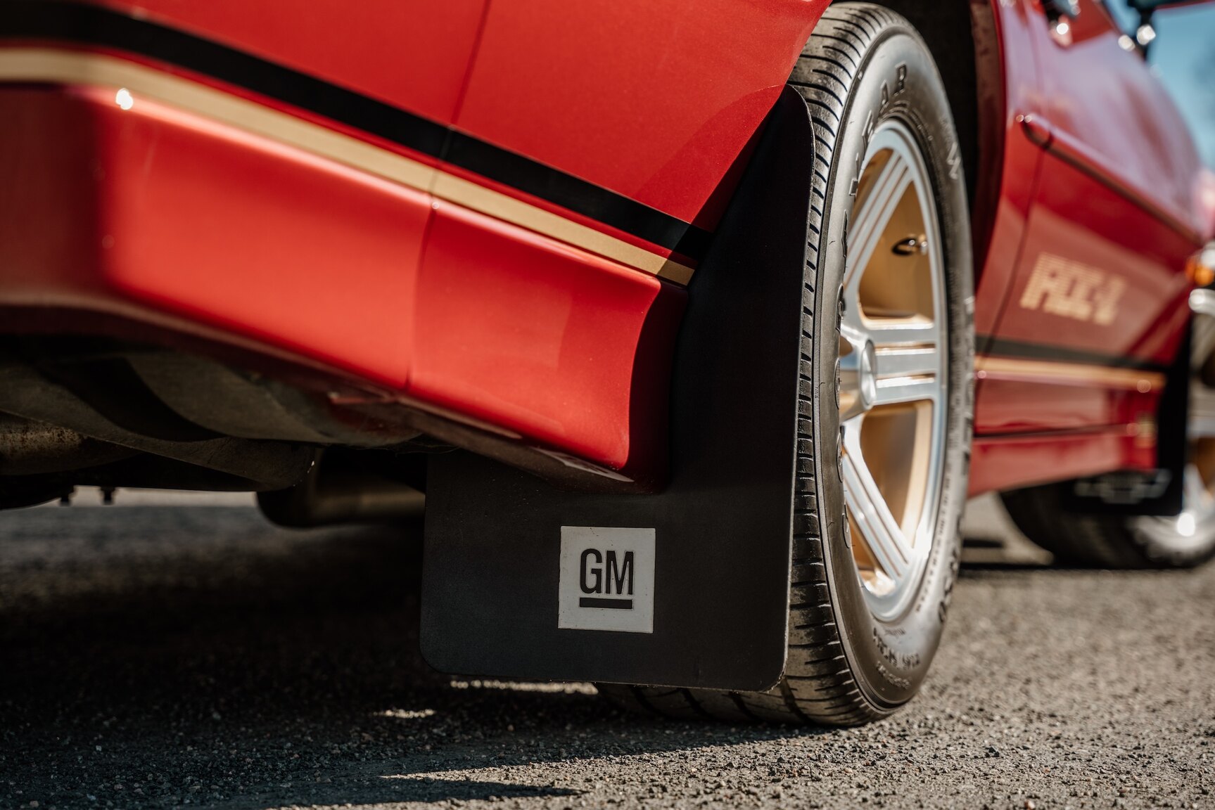 Exterior image of 1989 Chevrolet Camaro IROC-Z